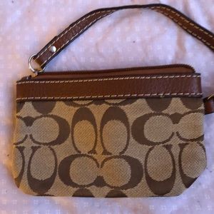 Coach wristlet wallet
